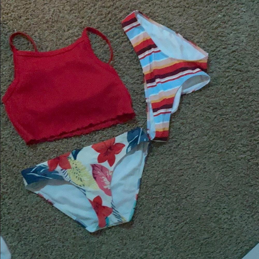 Holister mix and match bikinis - Picture 8 of 8